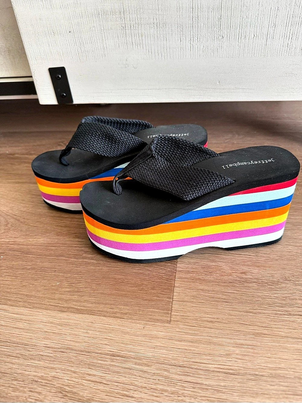 Jeffrey Campbell Wavin Platform Flip Flop Sandals Black & Multicolor